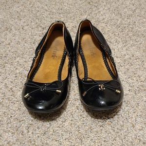 Black Charming Charlie Flats